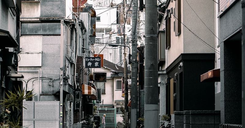 Best Way to Learn Japanese: What Actually Works for Long-Term Learners
