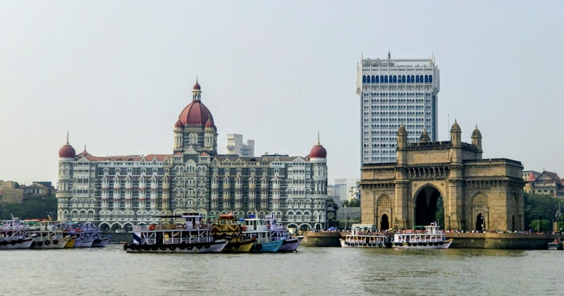 How Long Does It Take to Learn Hindi? An Honest Timeline for Expats