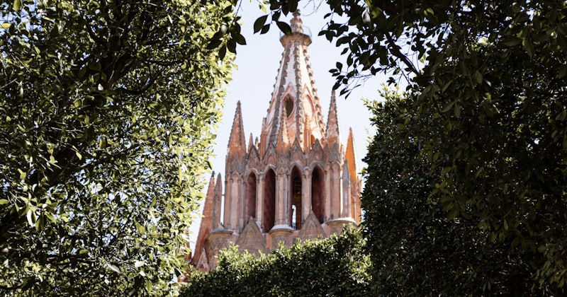 Learn Spanish for Moving to Mexico: CURP, Visas & Daily Mexico Life